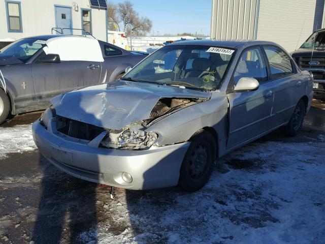 KNAFB121035218850 - 2003 KIA SPECTRA BA SILVER photo 2