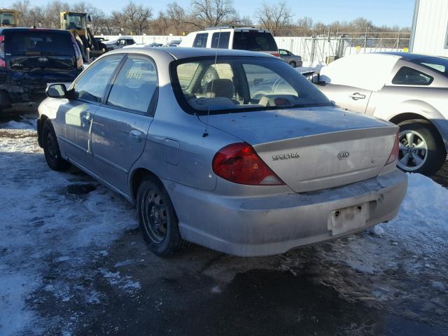 KNAFB121035218850 - 2003 KIA SPECTRA BA SILVER photo 3