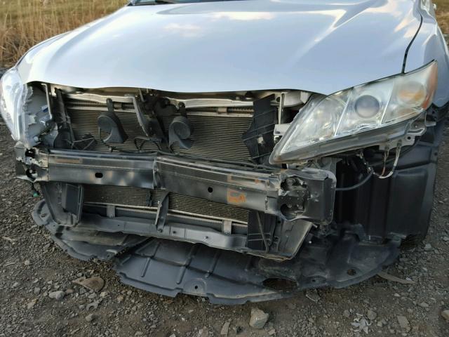 4T1BK46K68U064255 - 2008 TOYOTA CAMRY LE ვერცხლისფერი ფოტო 9