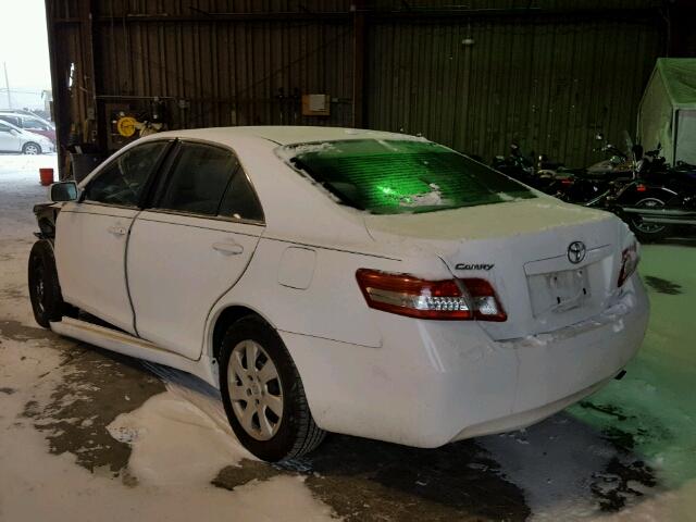 4T1BF3EK1AU567438 - 2010 TOYOTA CAMRY BASE WHITE photo 3