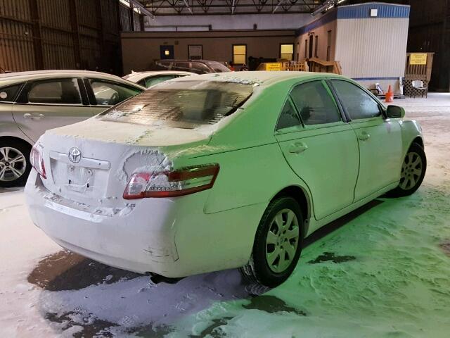 4T1BF3EK1AU567438 - 2010 TOYOTA CAMRY BASE WHITE photo 4