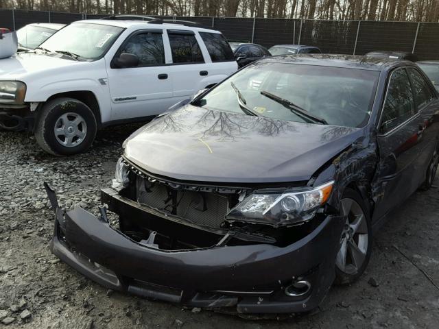 4T1BK1FK6EU550591 - 2014 TOYOTA CAMRY SE GRAY photo 9