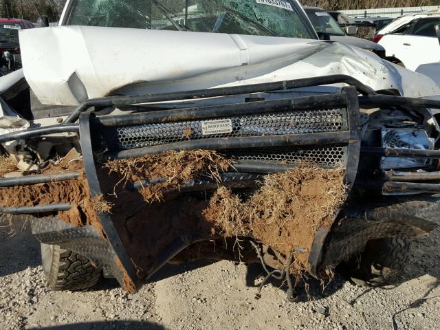 1FTSX31F61EA44226 - 2001 FORD F350 SRW S WHITE photo 9