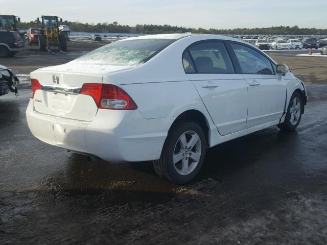 2HGFA1F50AH567260 - 2010 HONDA CIVIC LX WHITE photo 4