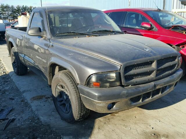 1B7FL36X92S507414 - 2002 DODGE DAKOTA SPO GRAY photo 1