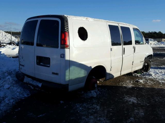 1GTHG35R511159289 - 2001 GMC SAVANA G35 WHITE photo 4