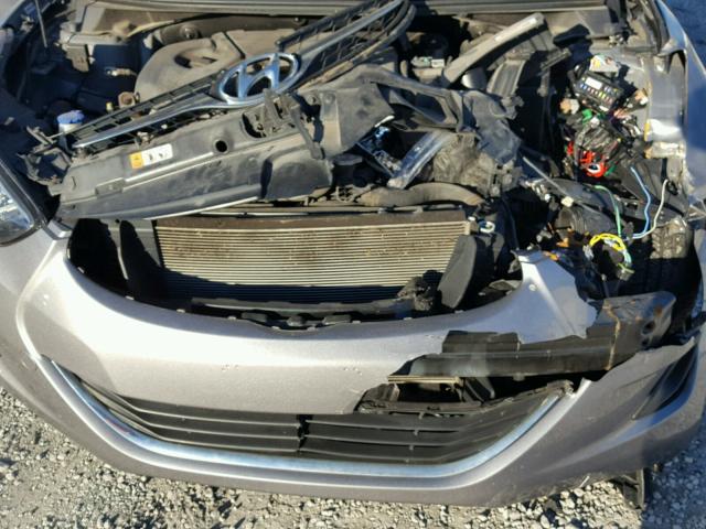 KMHDH4AEXCU401401 - 2012 HYUNDAI ELANTRA GL GRAY photo 7