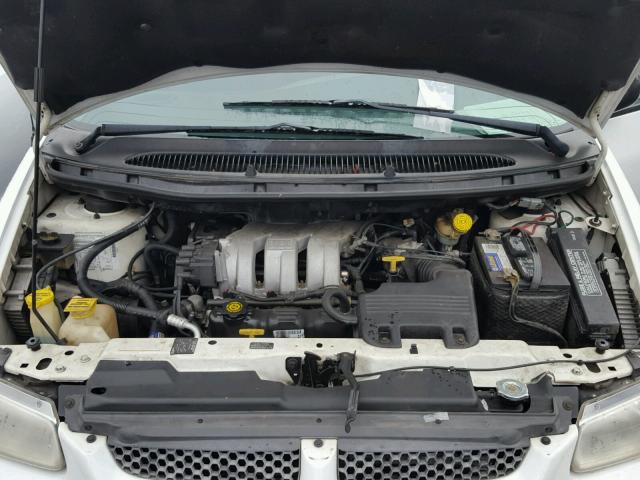 1B4GP54L4XB641286 - 1999 DODGE GRAND CARA WHITE photo 7