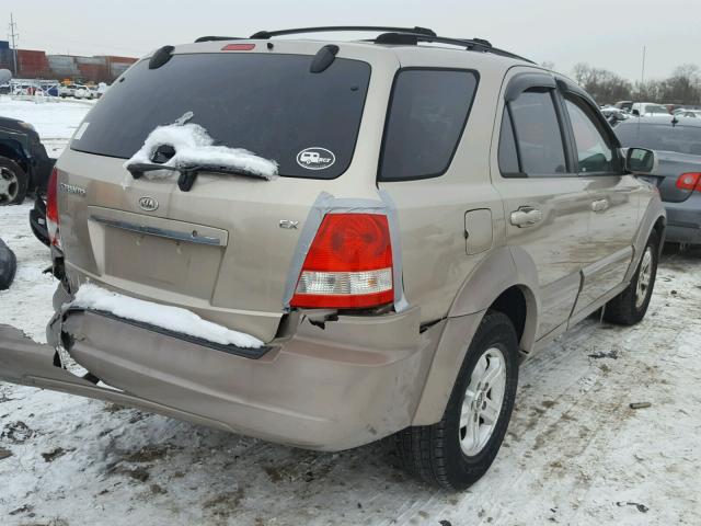 KNDJC733455413253 - 2005 KIA SORENTO EX GOLD photo 4