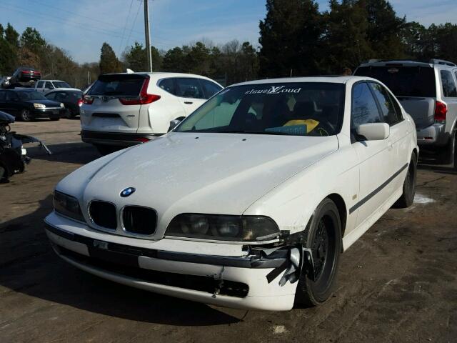 WBADD632XWGT94030 - 1998 BMW 528 I AUTO WHITE photo 2