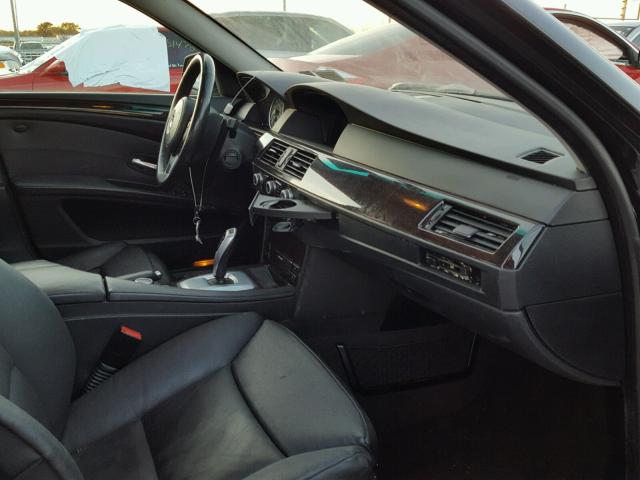WBANV9C54AC390908 - 2010 BMW 535 XI Noir photo 5