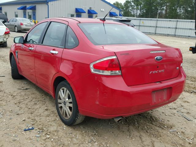 1FAHP35N48W223113 - 2008 FORD FOCUS SE RED photo 3