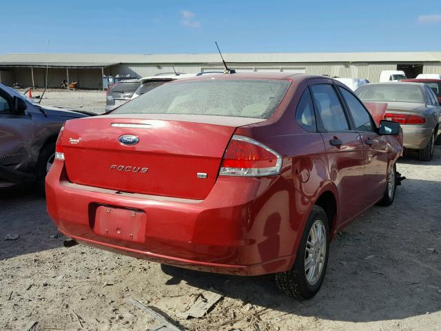 1FAHP3FN1BW159005 - 2011 FORD FOCUS SE RED photo 4