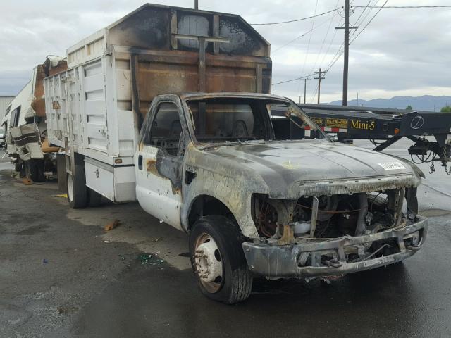 1FDAF56R09EA88291 - 2009 FORD F550 SUPER WHITE photo 1