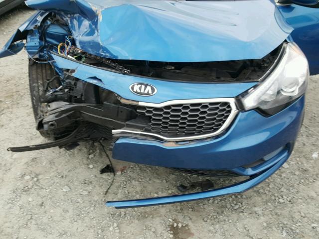 KNAFX4A85F5345387 - 2015 KIA FORTE EX BLUE photo 7