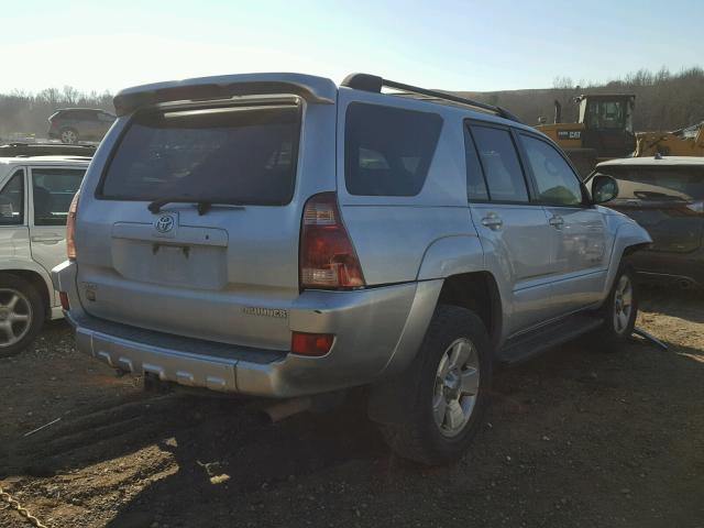 JTEBU14R848014386 - 2004 TOYOTA 4RUNNER SR SILVER photo 4