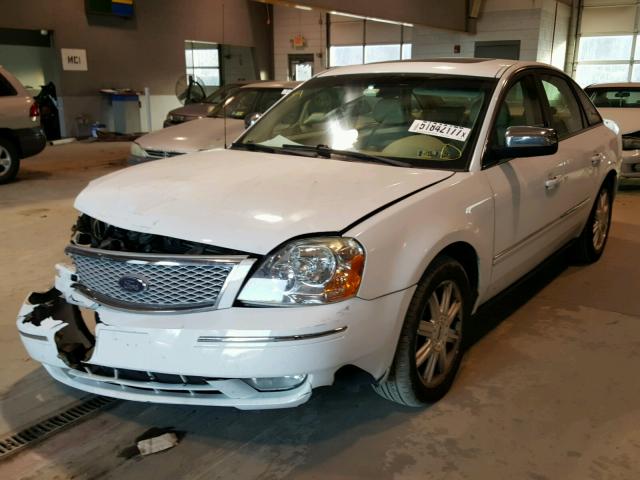 1FAHP28175G124634 - 2005 FORD FIVE HUNDR WHITE photo 2