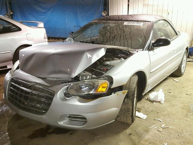 1C3EL45X95N503227 - 2005 CHRYSLER SEBRING SILVER photo 2