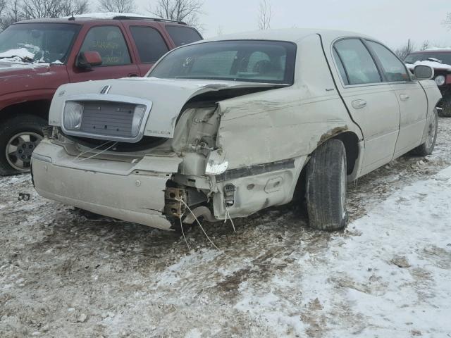 1LNHM81W04Y687301 - 2004 LINCOLN TOWN CAR E SILVER photo 4