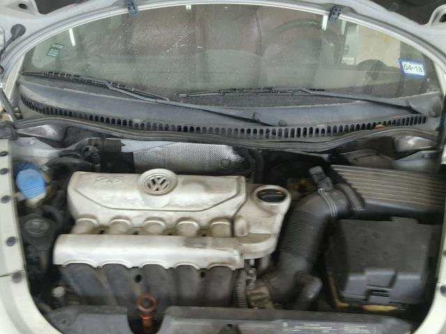 3VWSF31Y69M412623 - 2009 VOLKSWAGEN NEW BEETLE Gümüş foto 7