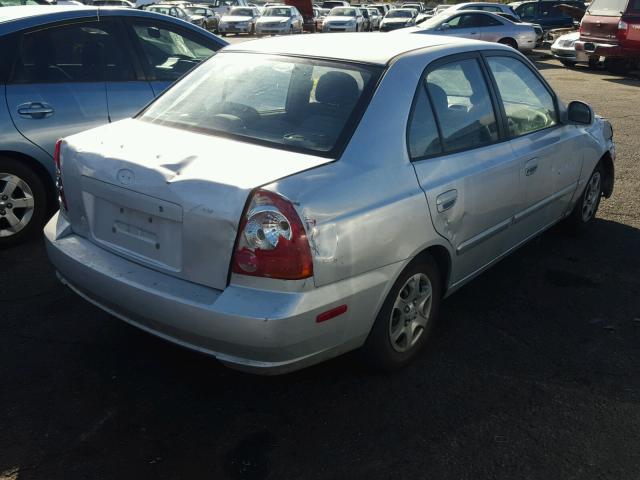 KMHCG45CX3U478664 - 2003 HYUNDAI ACCENT GRAY photo 4