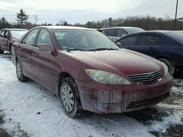 4T1BE32K05U411419 - 2005 TOYOTA CAMRY LE RED photo 1
