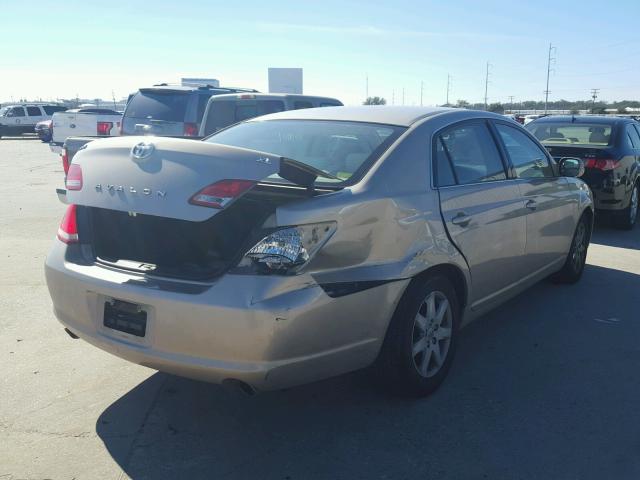 4T1BK36B77U222417 - 2007 TOYOTA AVALON XL GOLD photo 4