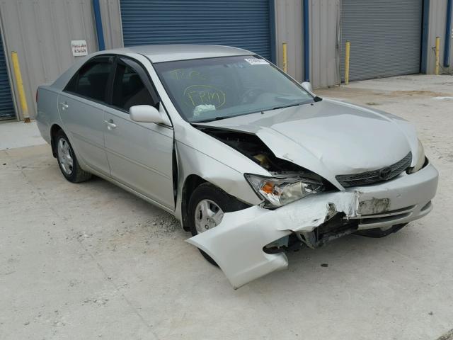 JTDBE32K030229907 - 2003 TOYOTA CAMRY LE SILVER photo 1