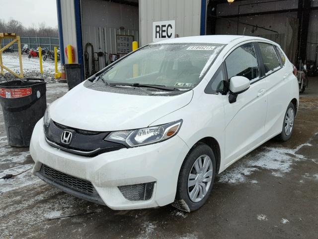 JHMGK5H53GX038764 - 2016 HONDA FIT LX WHITE photo 2