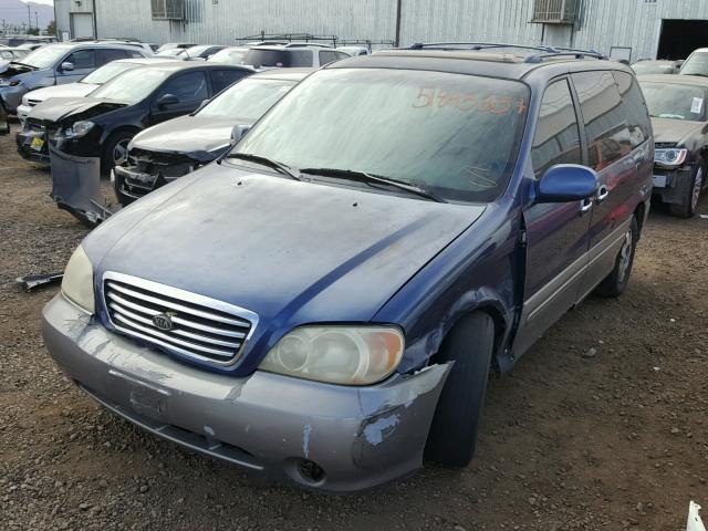 KNDUP131036382409 - 2003 KIA SEDONA EX BLUE photo 2