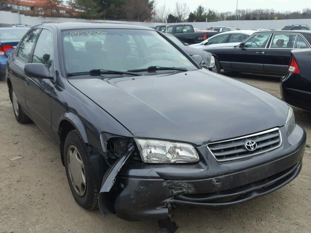 4T1BG22K5YU955262 - 2000 TOYOTA CAMRY CE GRAY photo 1