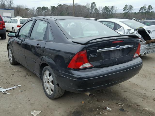 1FAFP38382W216755 - 2002 FORD FOCUS ZTS BLACK photo 3