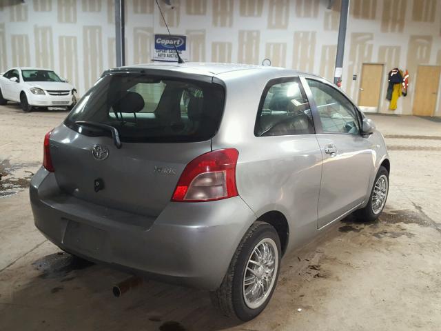 JTDJT923185217952 - 2008 TOYOTA YARIS SILVER photo 4