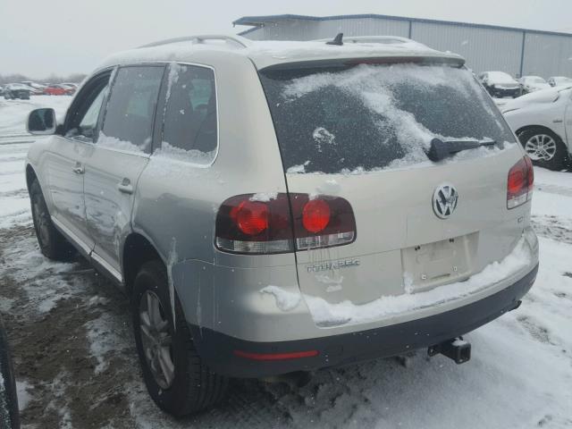 WVGBE77L48D030198 - 2008 VOLKSWAGEN TOUAREG 2 SILVER photo 3