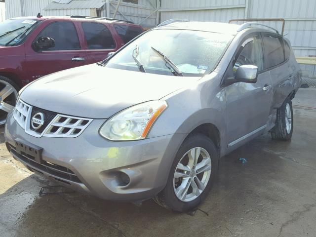 JN8AS5MT9CW301484 - 2012 NISSAN ROGUE S SILVER photo 2