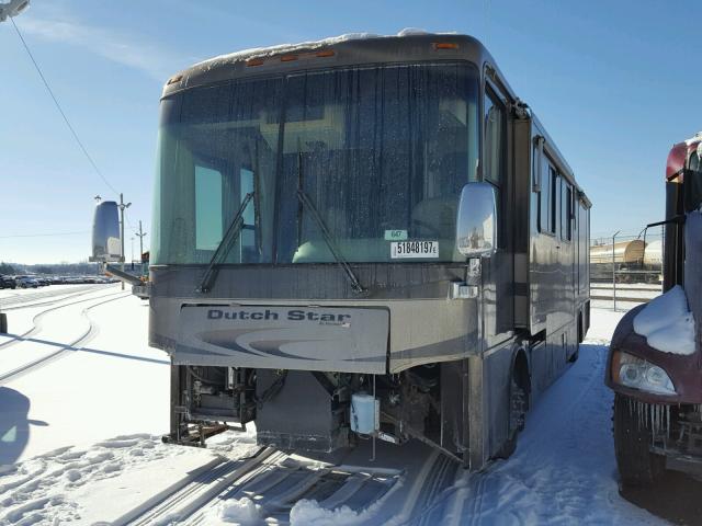 4VZBR1D925C050075 - 2005 DUTC MOTORHOME BROWN photo 2