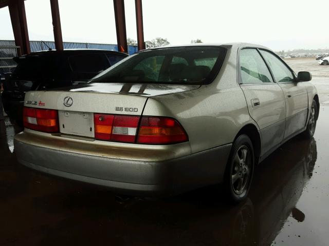 JT8BF28GXX0189883 - 1999 LEXUS ES 300 TAN photo 4