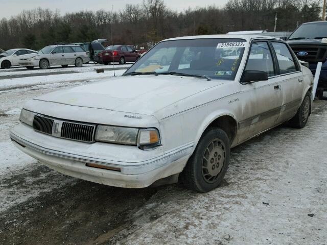 1G3AG55M6R6319308 - 1994 OLDSMOBILE CUTLASS CI WHITE photo 2