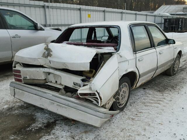 1G3AG55M6R6319308 - 1994 OLDSMOBILE CUTLASS CI WHITE photo 4