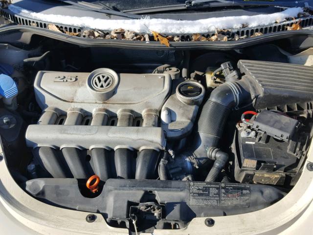 3VWSW31C16M402257 - 2006 VOLKSWAGEN NEW BEETLE 白色 照片 7
