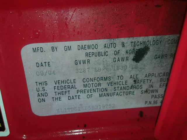 KL1TD62665B319752 - 2005 CHEVROLET AVEO BASE წითელი ფოტო 10