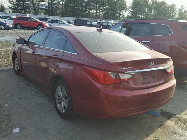 5NPEB4AC7BH236151 - 2011 HYUNDAI SONATA GLS MAROON photo 3