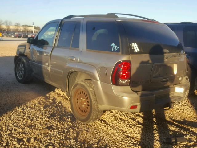 1GNDT13SX22516540 - 2002 CHEVROLET TRAILBLAZE TAN photo 4