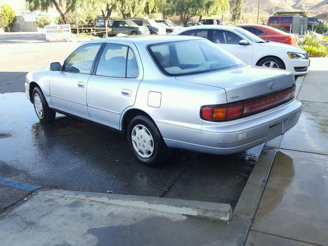 JT2SK12E3R0231482 - 1994 TOYOTA CAMRY LE BLUE photo 3