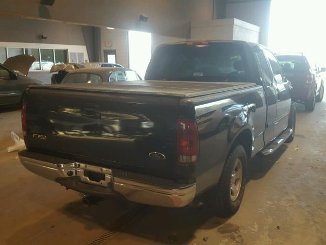 1FTRX17232NA83610 - 2002 FORD F150 BLACK photo 4