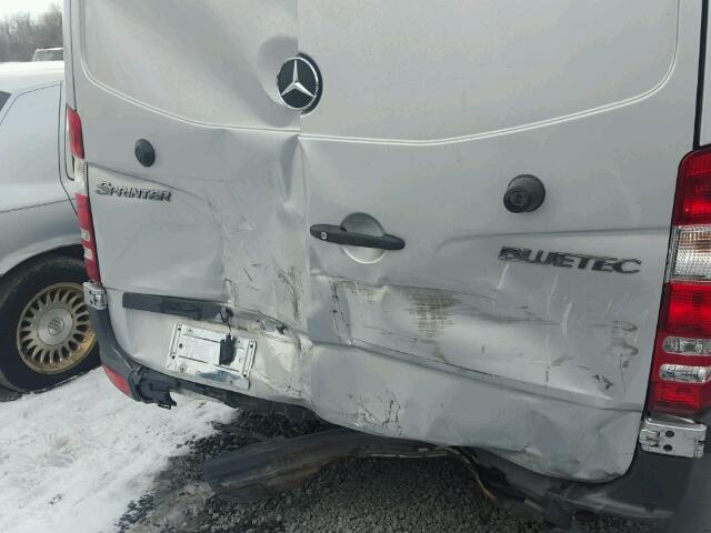 WD3PE7CC8D5787541 - 2013 MERCEDES-BENZ SPRINTER 2 SILVER photo 9