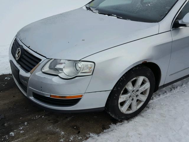 WVWAK73CX6P076998 - 2006 VOLKSWAGEN PASSAT 2.0 SILVER photo 9