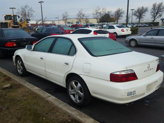 19UUA568X2A020151 - 2002 ACURA 3.2TL TYPE WHITE photo 3