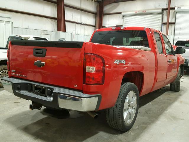 1GCSKSE30AZ165576 - 2010 CHEVROLET SILVERADO RED photo 4