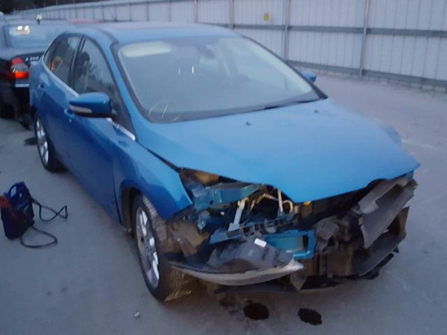 1FAHP3H2XCL230904 - 2012 FORD FOCUS SEL BLUE photo 1